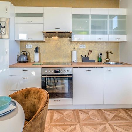 Stunning Apartment In Mettmann With Wifi Eksteriør billede