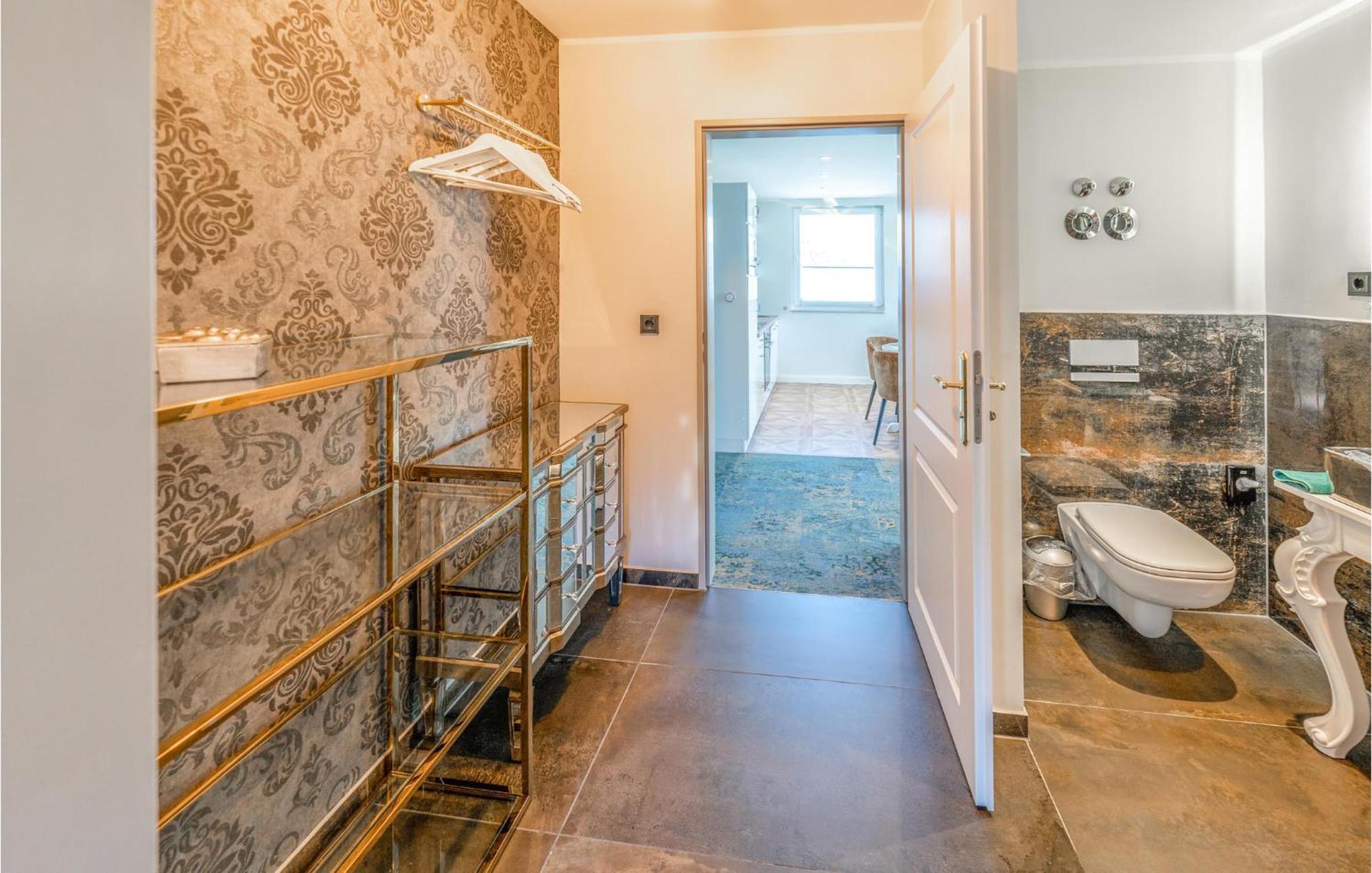 Stunning Apartment In Mettmann With Wifi Eksteriør billede