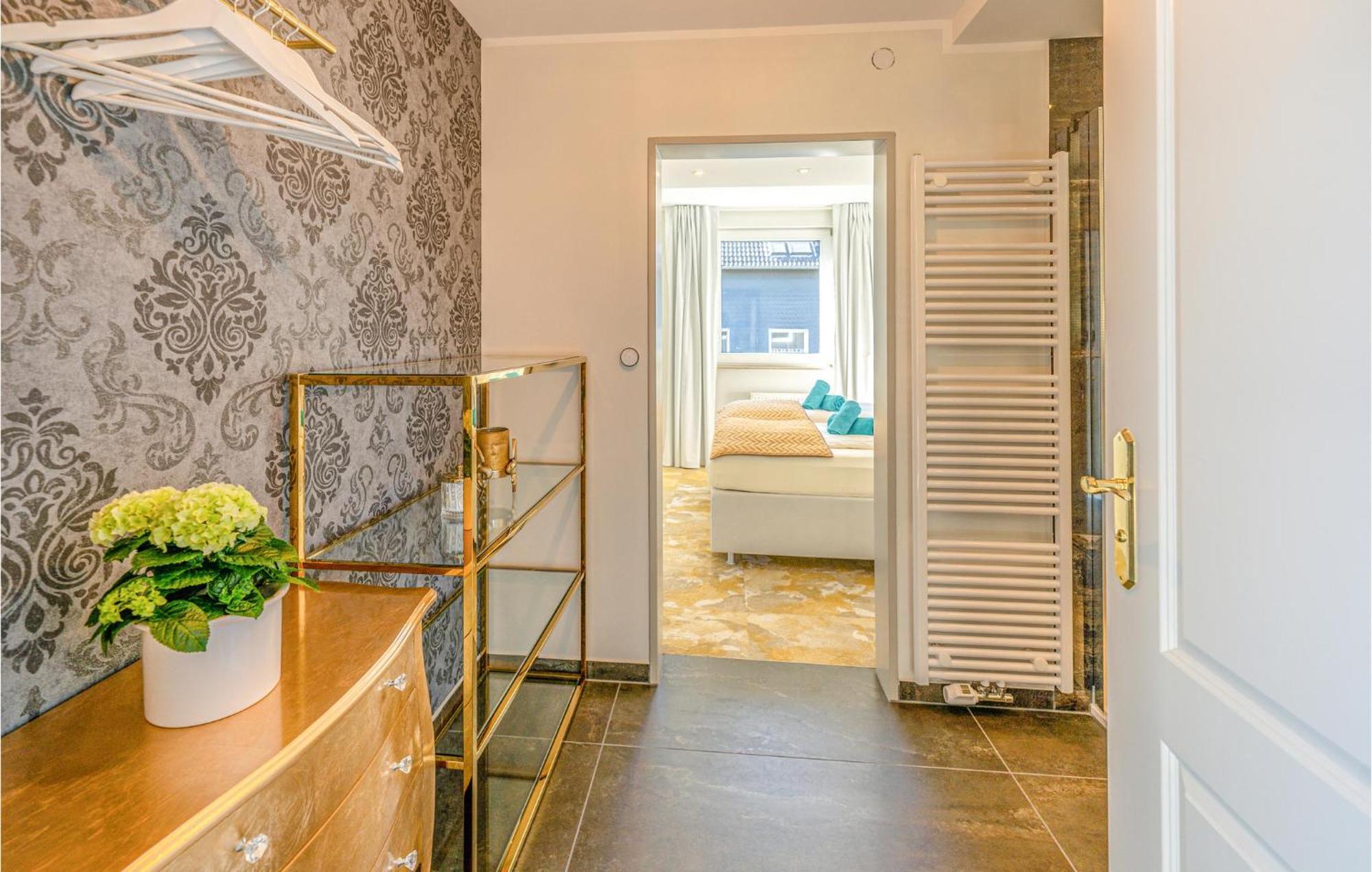 Stunning Apartment In Mettmann With Wifi Eksteriør billede